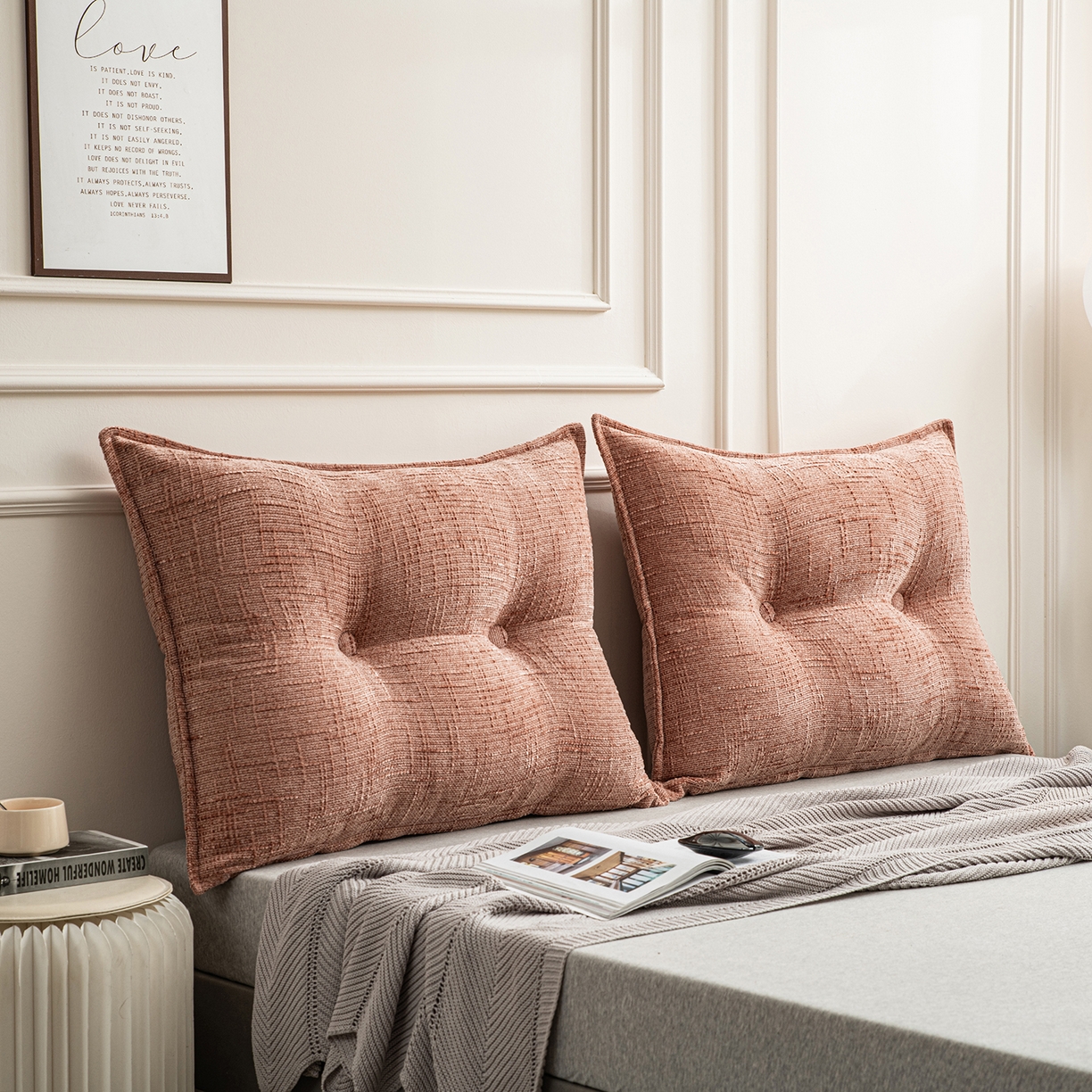 91家纺网 家纺一手货源 找家纺 美达人 2026新款肌理麻靠背 肌理-纽扣-珊瑚红