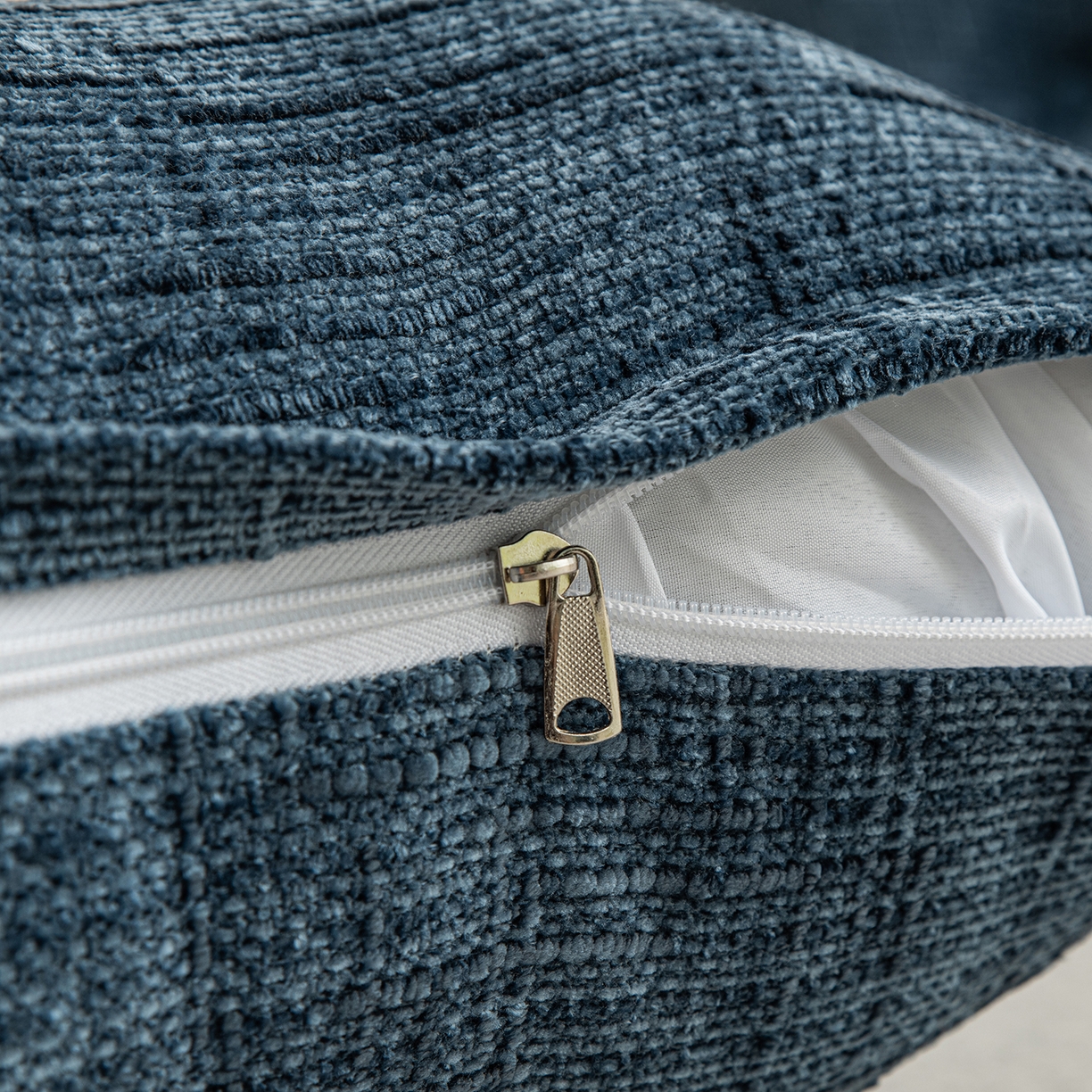 91家纺网 家纺一手货源 找家纺 美达人 2026新款肌理麻靠背 肌理-纽扣-石兰