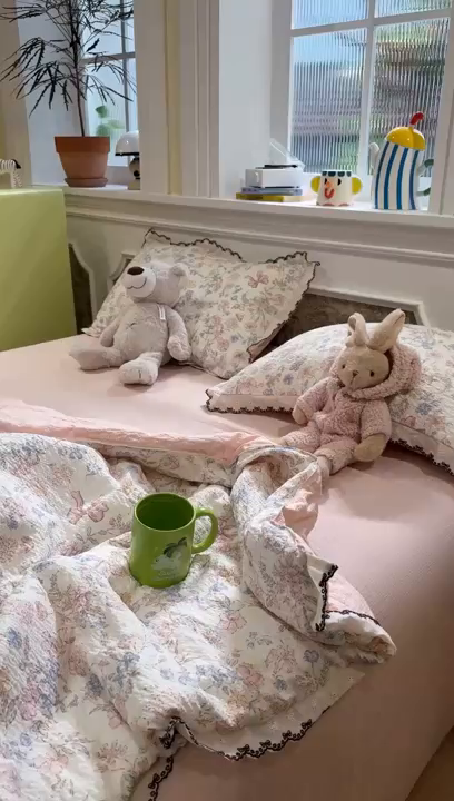 91家纺网 家纺一手货源 找家纺 水墨江南 2026新款泡芙纱全棉花边夏被四件套 花边夏被-粉黛佳人