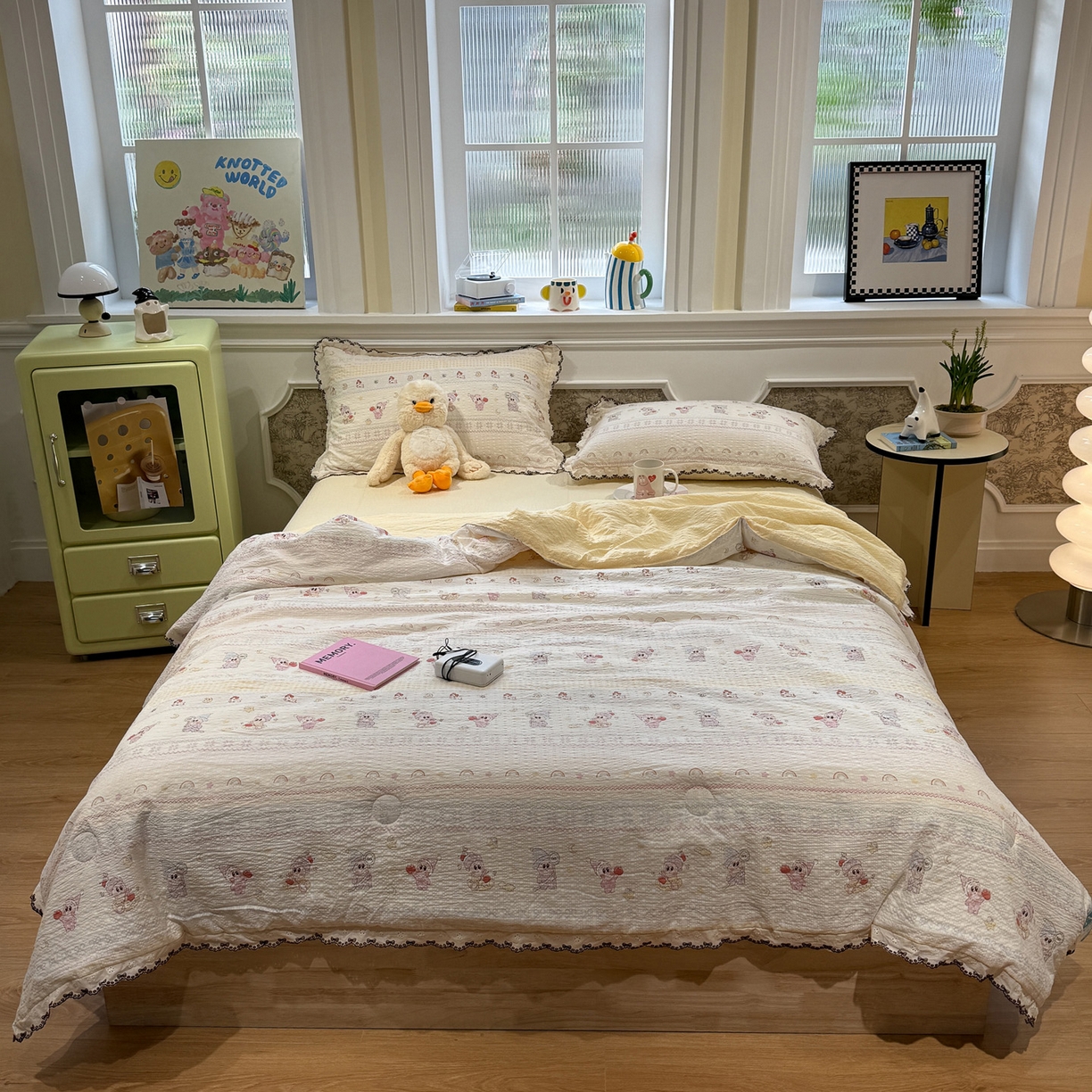 91家纺网 家纺一手货源 找家纺 水墨江南 2026新款泡芙纱全棉花边夏被四件套 花边夏被-黄色星仔