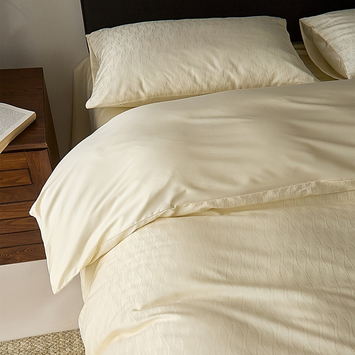 91家纺网 家纺一手货源 找家纺 ONE TWO ONE 121 2026新款60支轻奢天丝棉床上用品四件套天丝棉提花款 步步青云