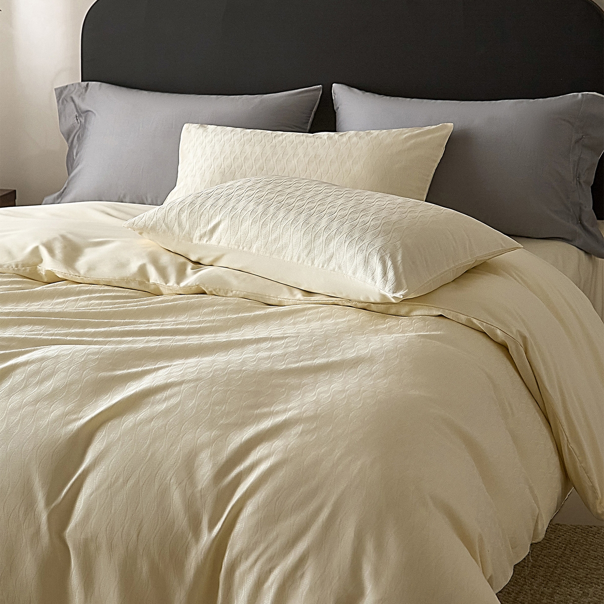 91家纺网 家纺一手货源 找家纺 ONE TWO ONE 121 2026新款60支轻奢天丝棉床上用品四件套天丝棉提花款 步步青云