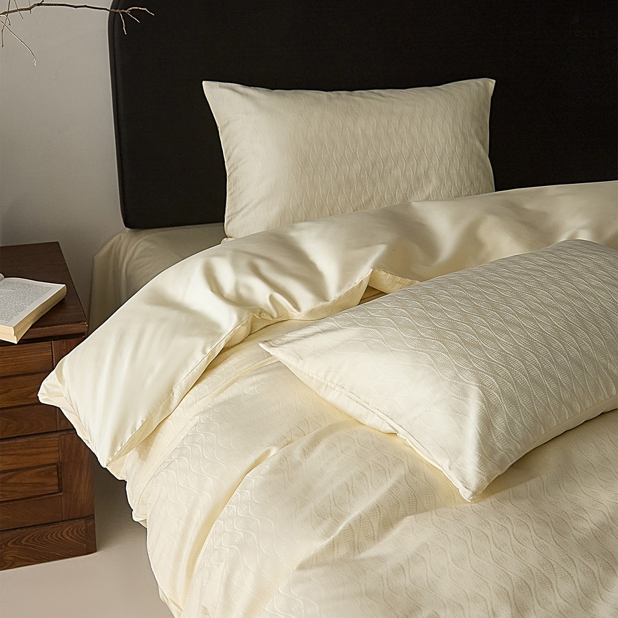 91家纺网 家纺一手货源 找家纺 ONE TWO ONE 121 2026新款60支轻奢天丝棉床上用品四件套天丝棉提花款 步步青云