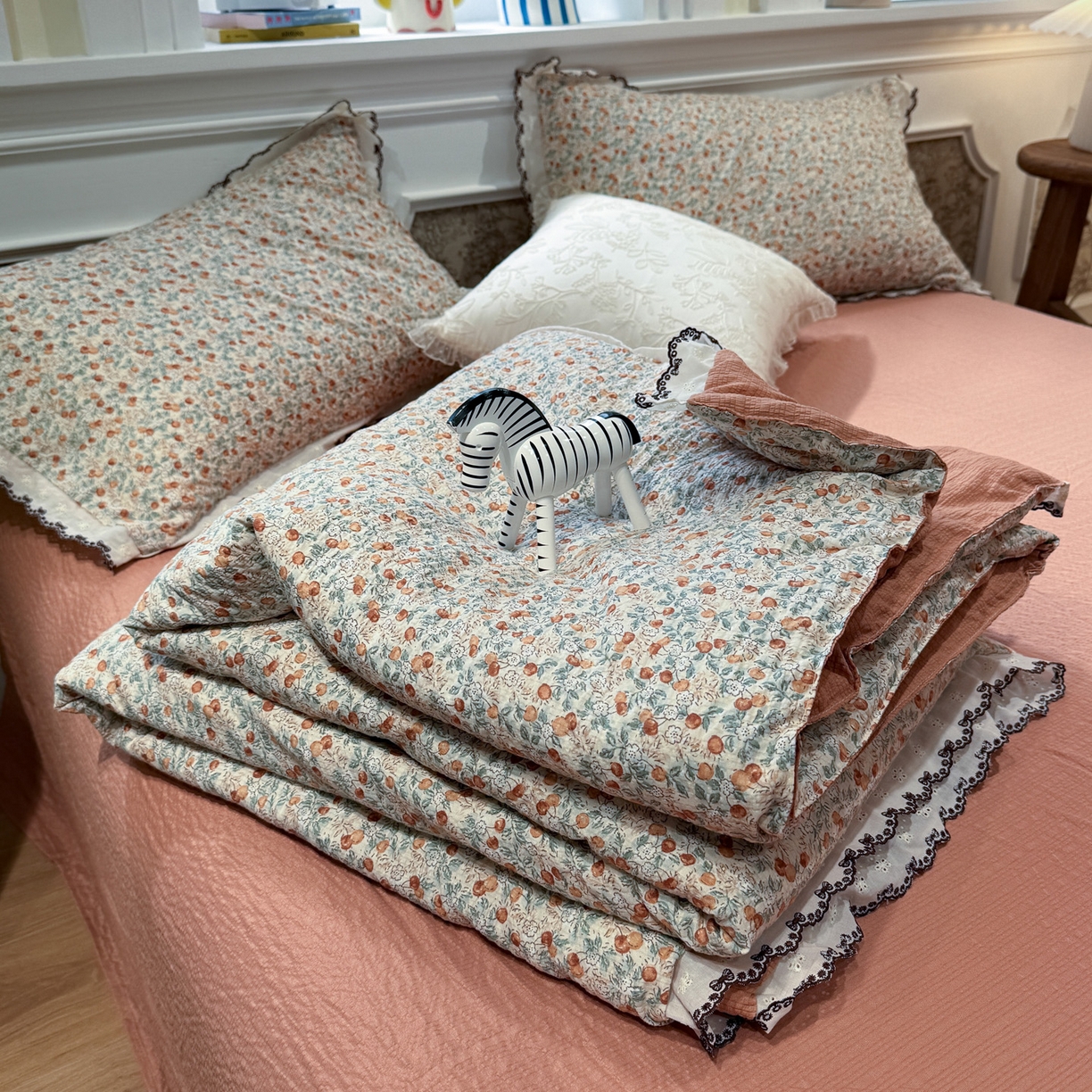 水墨江南 2026新款泡芙纱全棉花边夏被四件套 花边夏被-甜果果