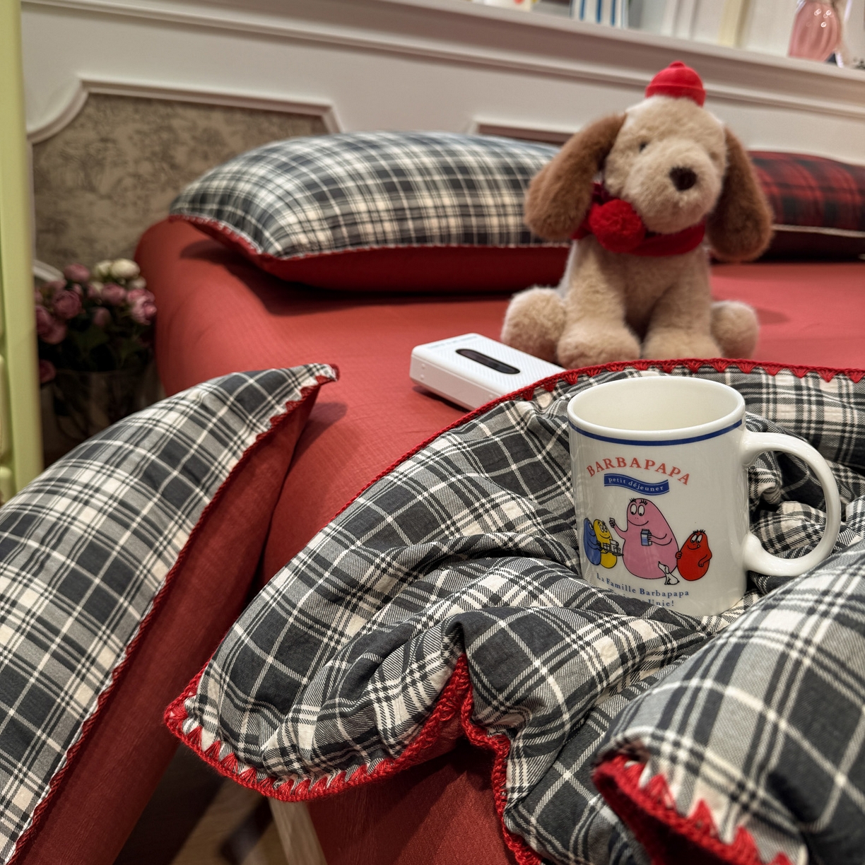 91家纺网 家纺一手货源 找家纺 水墨江南 2026新款云感皱皱纱贝壳边夏被四件套 夏被-布朗尼红