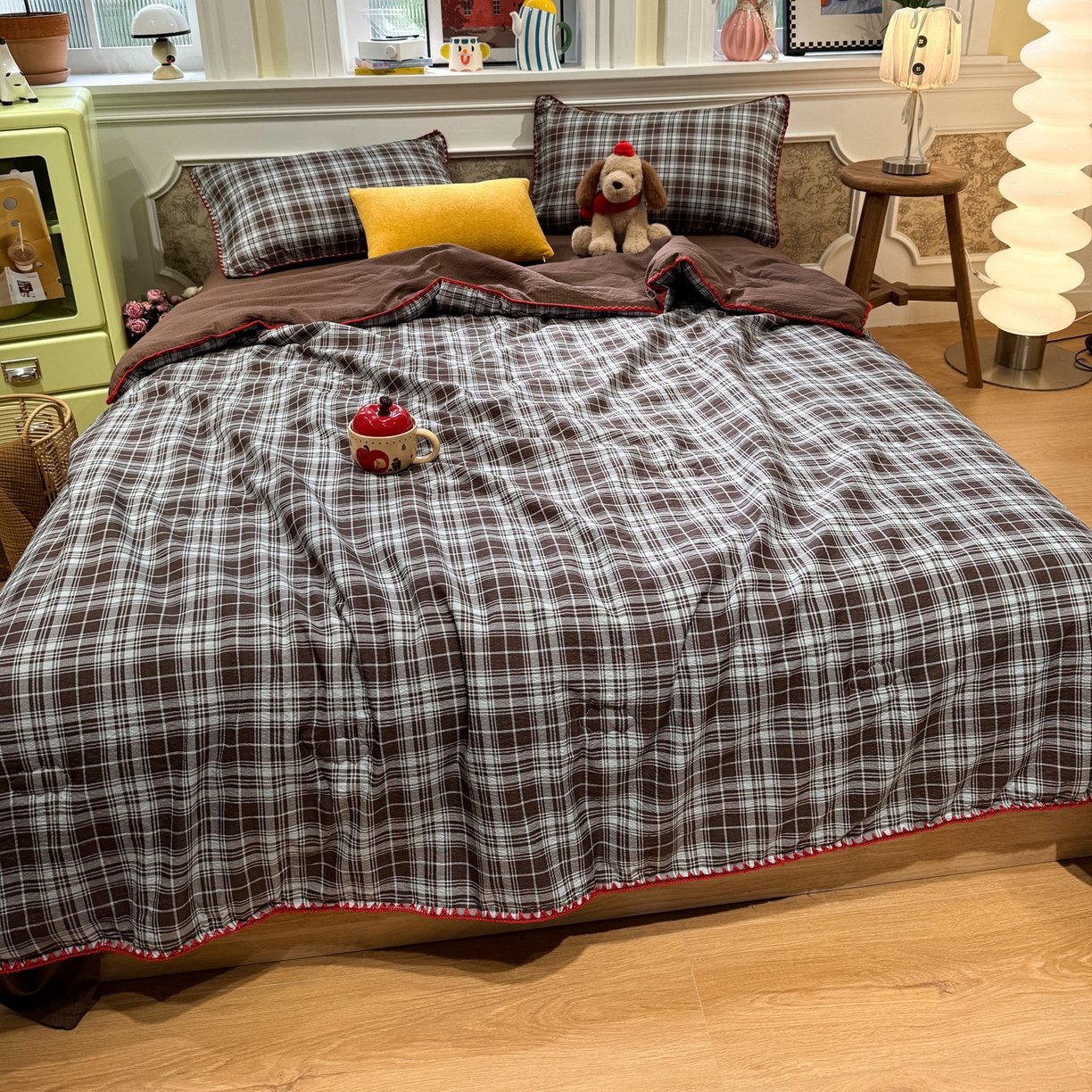 91家纺网 家纺一手货源 找家纺 水墨江南 2026新款云感皱皱纱贝壳边夏被四件套 夏被-布朗尼咖