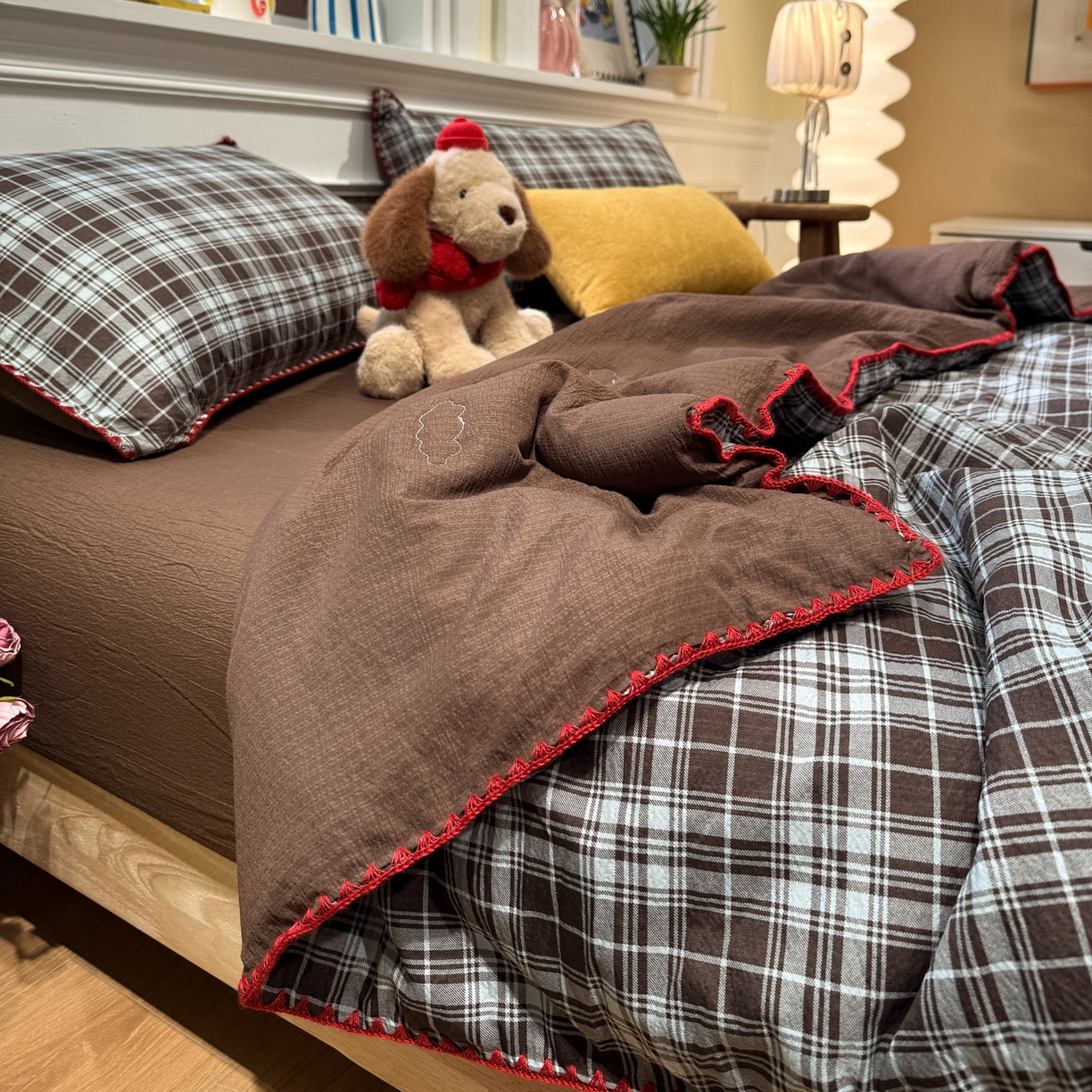 91家纺网 家纺一手货源 找家纺 水墨江南 2026新款云感皱皱纱贝壳边夏被四件套 夏被-布朗尼咖