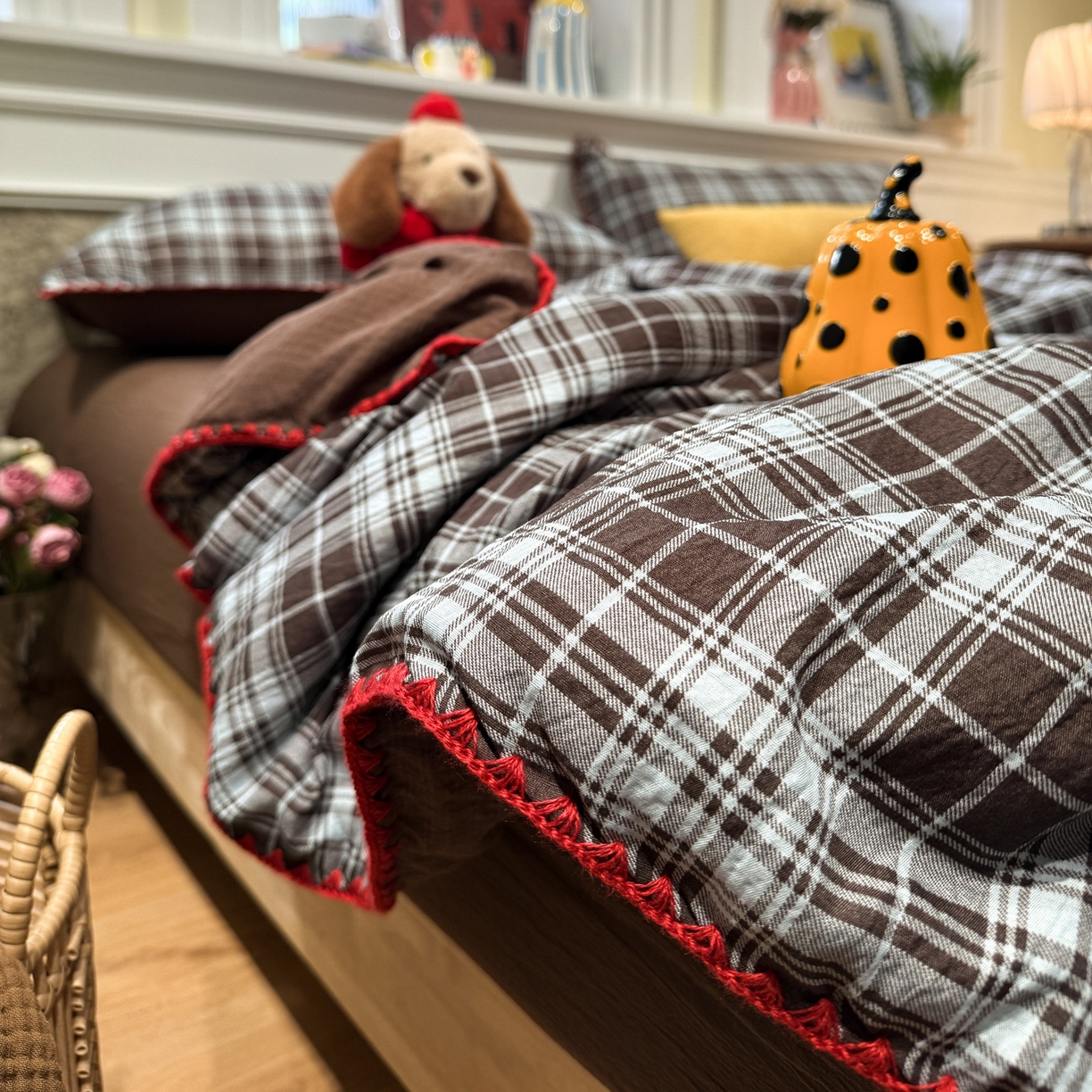 91家纺网 家纺一手货源 找家纺 水墨江南 2026新款云感皱皱纱贝壳边夏被四件套 夏被-布朗尼咖