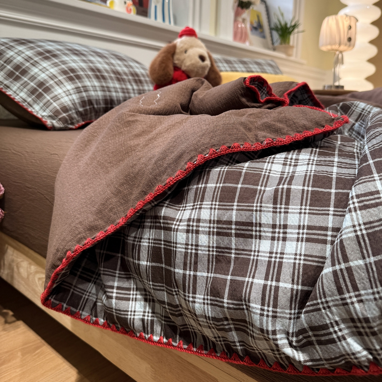 91家纺网 家纺一手货源 找家纺 水墨江南 2026新款云感皱皱纱贝壳边夏被四件套 夏被-布朗尼咖