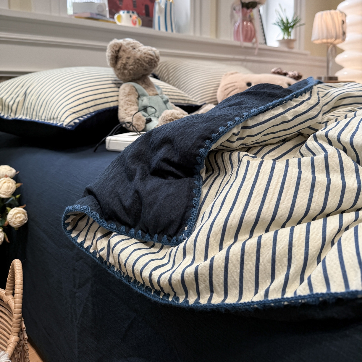 91家纺网 家纺一手货源 找家纺 水墨江南 2026新款云感皱皱纱贝壳边夏被四件套 夏被-海岸蓝