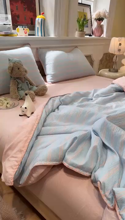 91家纺网 家纺一手货源 找家纺 水墨江南 2026新款云感皱皱纱贝壳边夏被四件套 夏被-海盐玉