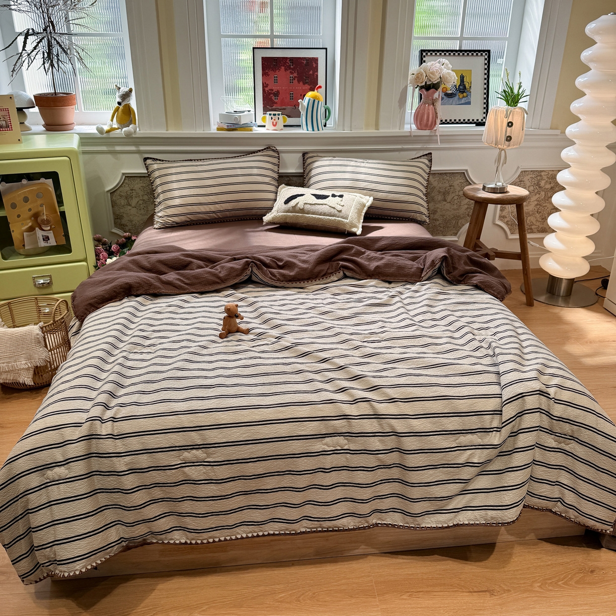 91家纺网 家纺一手货源 找家纺 水墨江南 2026新款云感皱皱纱贝壳边夏被四件套 夏被-简序咖