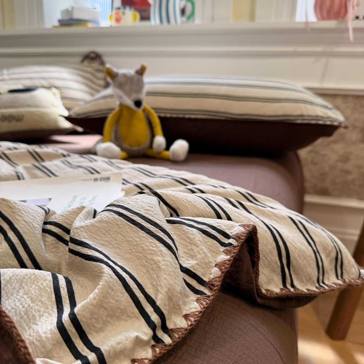 91家纺网 家纺一手货源 找家纺 水墨江南 2026新款云感皱皱纱贝壳边夏被四件套 夏被-简序咖