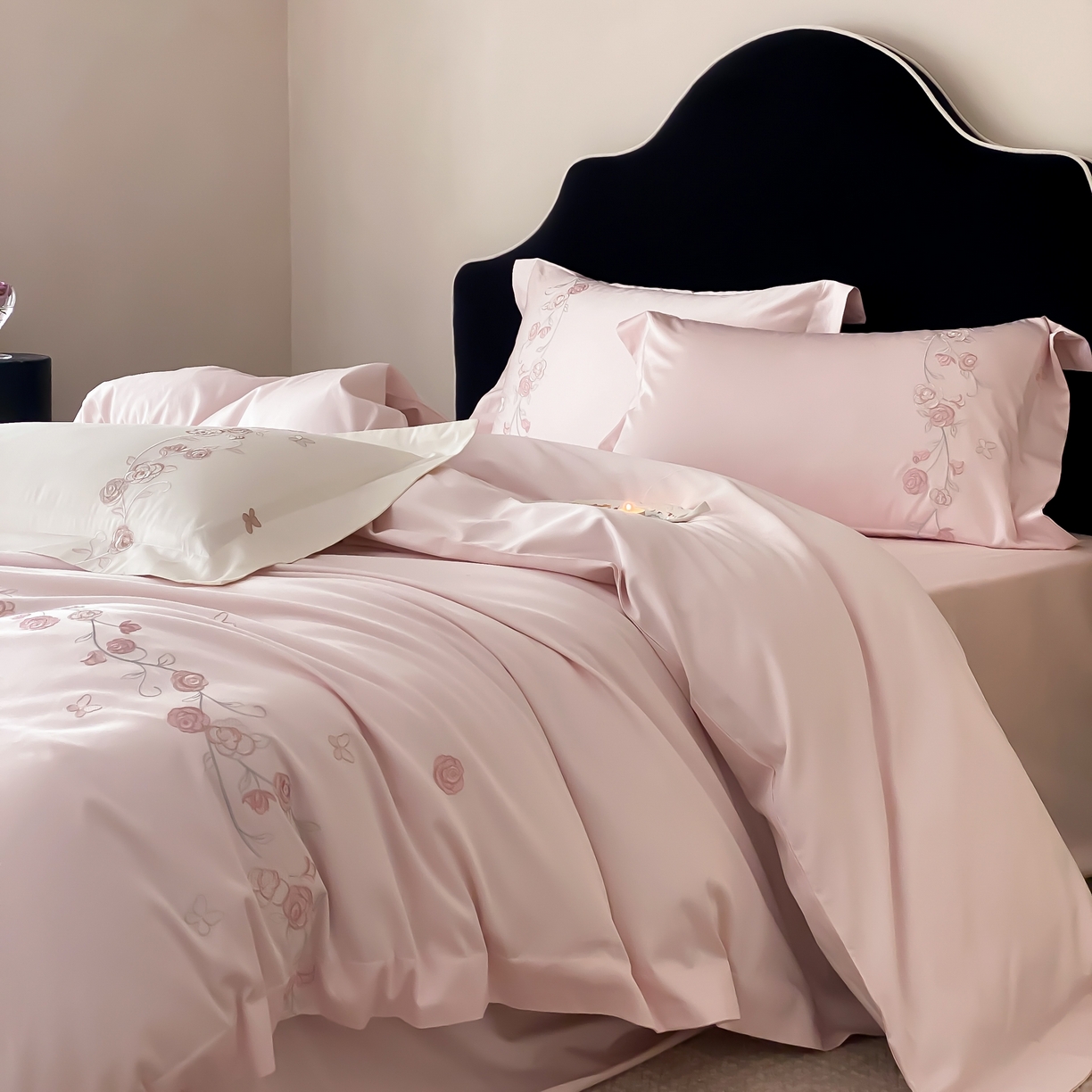 91家纺网 家纺一手货源 找家纺 （总）树下 2026新款A类高支高密贡缎长绒棉全棉纯棉刺绣四件套（控价399）