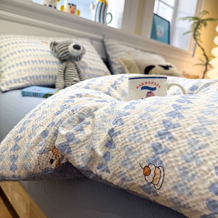 91家纺网 家纺一手货源 找家纺 水墨江南 2026直播热款泡芙棉双层纱四件套 泡芙小狗