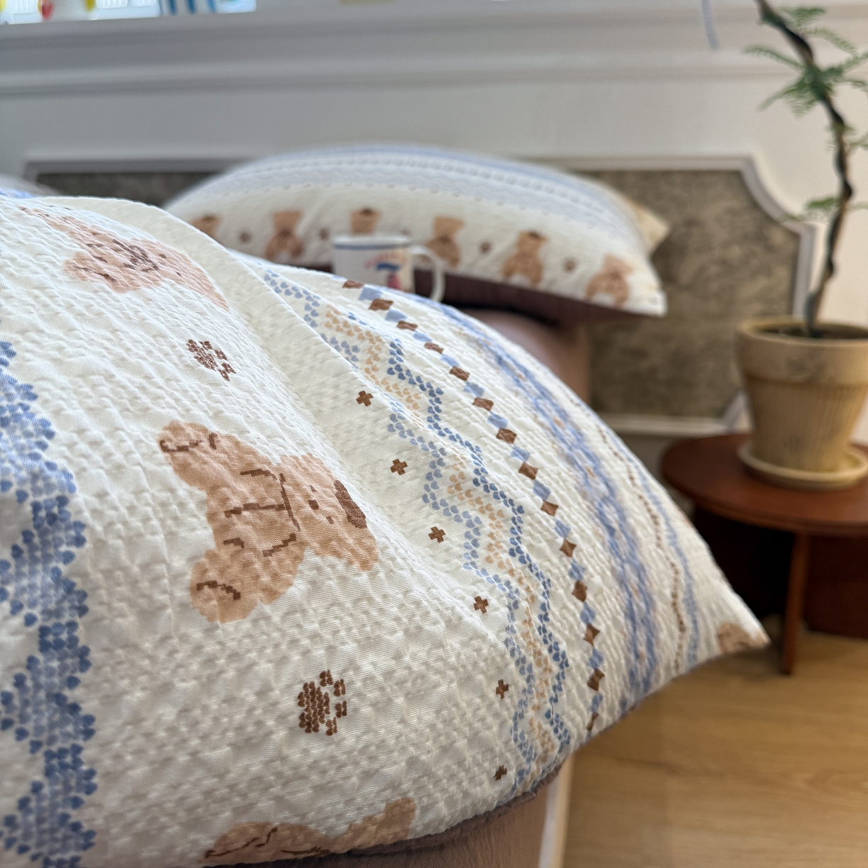 91家纺网 家纺一手货源 找家纺 水墨江南 2026直播热款泡芙棉双层纱四件套 费尔岛小熊