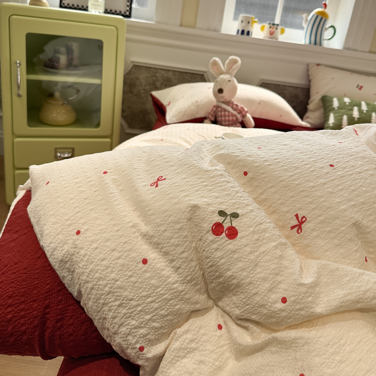 91家纺网 家纺一手货源 找家纺 水墨江南 2026直播热款泡芙棉双层纱四件套 樱桃啵啵