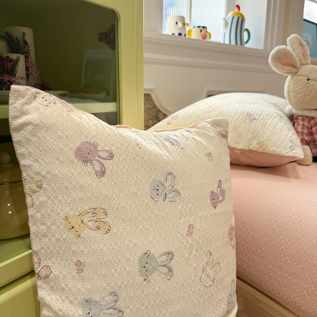 91家纺网 家纺一手货源 找家纺 水墨江南 2026直播热款泡芙棉双层纱四件套 七彩小兔