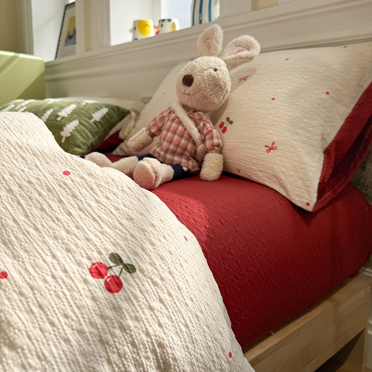 91家纺网 家纺一手货源 找家纺 水墨江南 2026直播热款泡芙棉双层纱四件套 樱桃啵啵