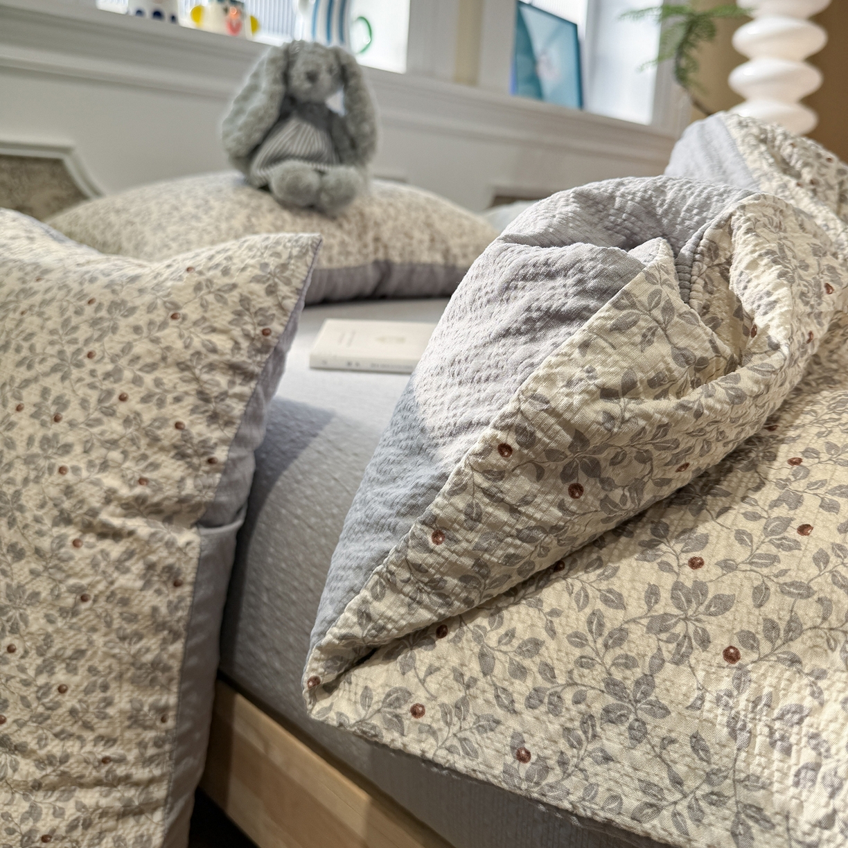 91家纺网 家纺一手货源 找家纺 水墨江南 2026直播热款泡芙棉双层纱四件套 知秋