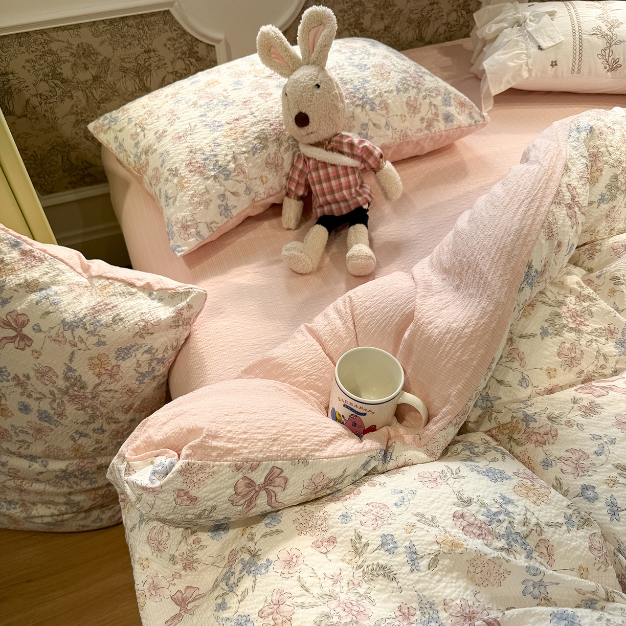 91家纺网 家纺一手货源 找家纺 水墨江南 2026直播热款泡芙棉双层纱四件套 粉黛佳人