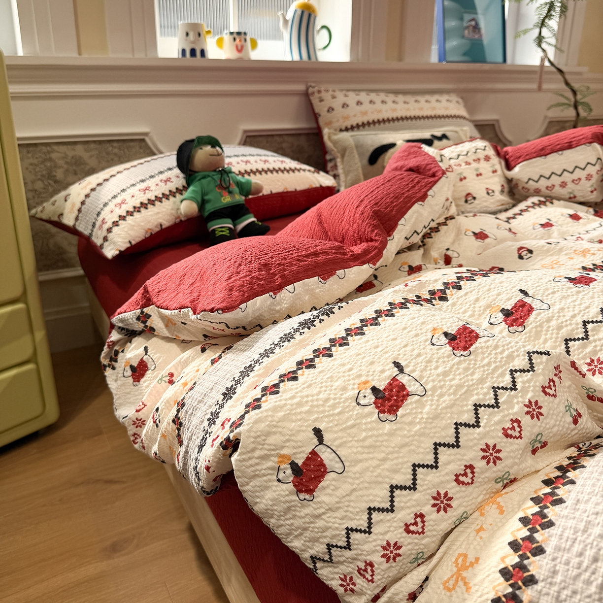 91家纺网 家纺一手货源 找家纺 水墨江南 2026直播热款泡芙棉双层纱四件套 小狗日记