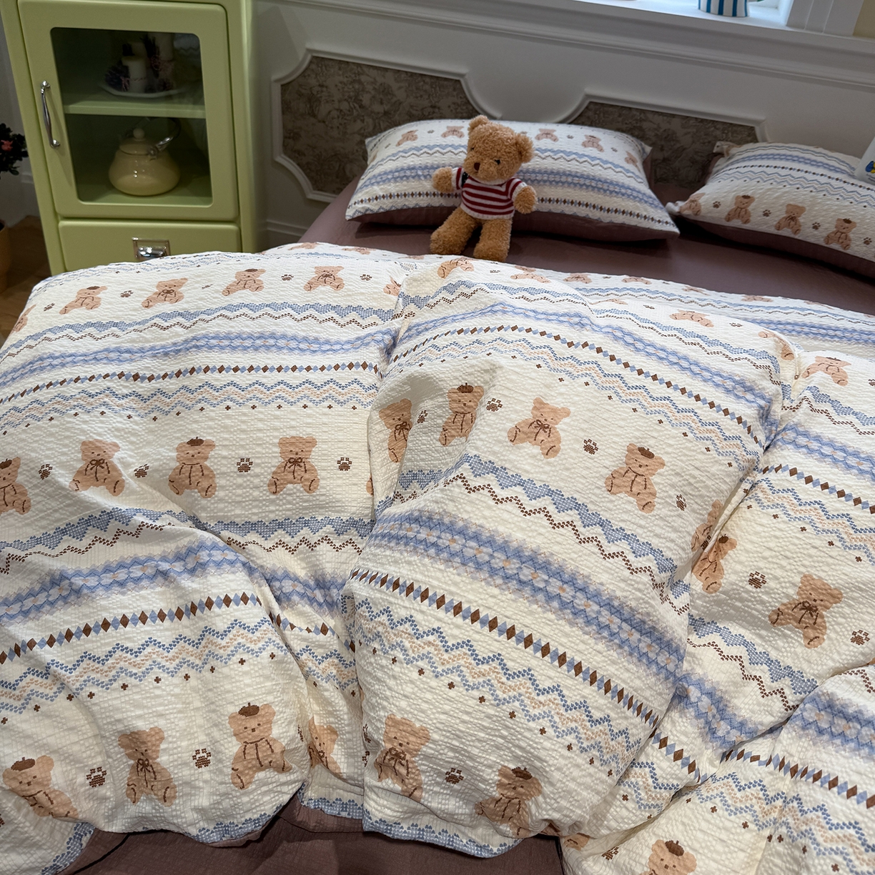 91家纺网 家纺一手货源 找家纺 水墨江南 2026直播热款泡芙棉双层纱四件套 费尔岛小熊