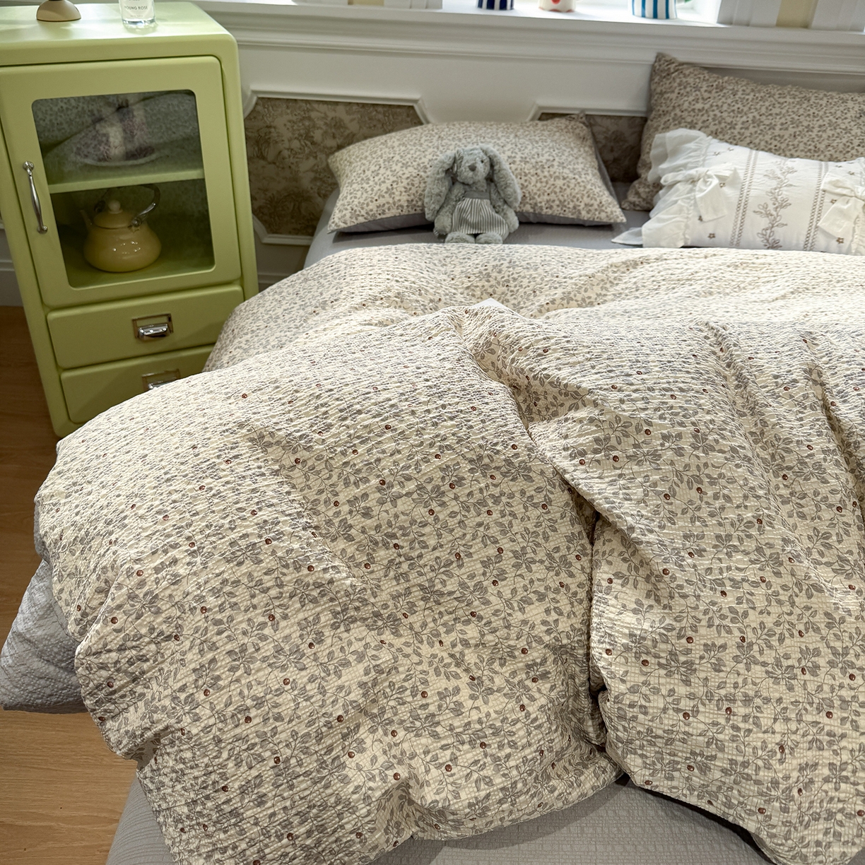 91家纺网 家纺一手货源 找家纺 水墨江南 2026直播热款泡芙棉双层纱四件套 知秋