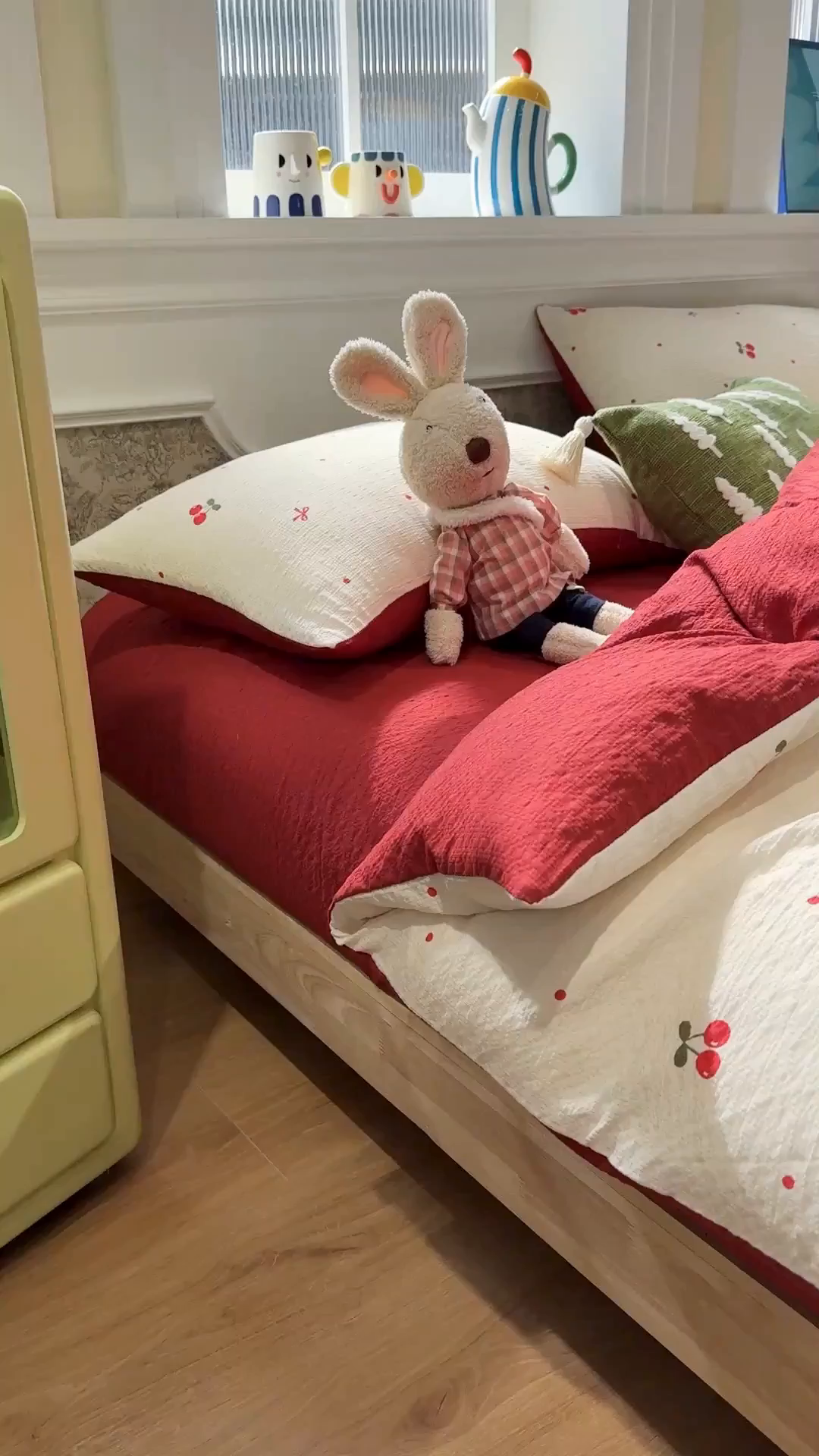 91家纺网 家纺一手货源 找家纺 水墨江南 2026直播热款泡芙棉双层纱四件套 樱桃啵啵