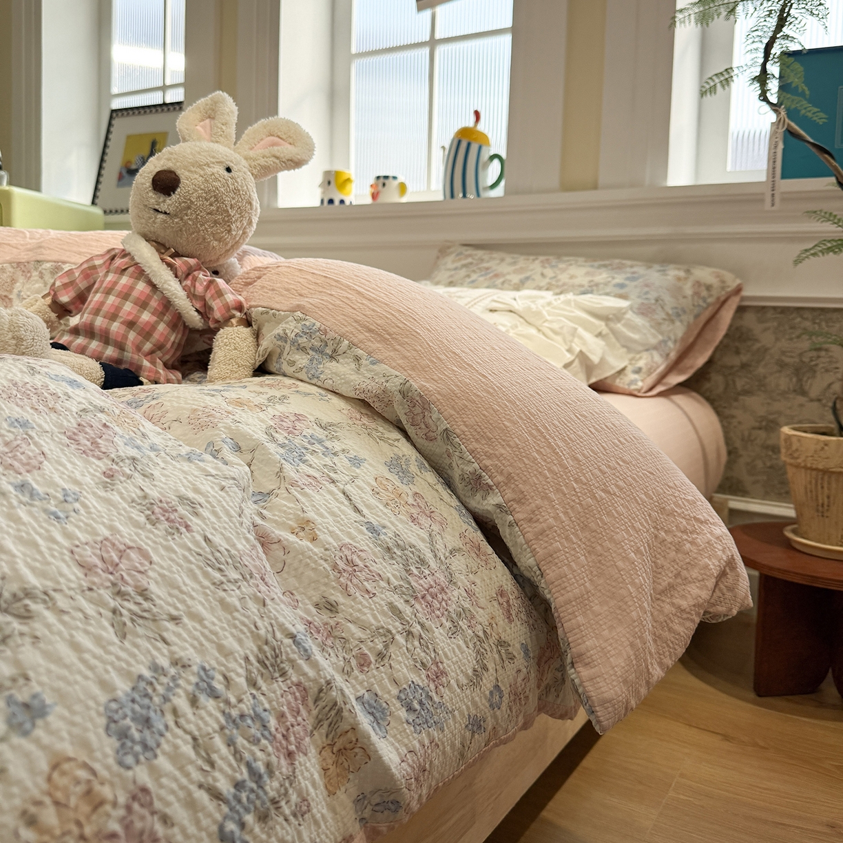 91家纺网 家纺一手货源 找家纺 水墨江南 2026直播热款泡芙棉双层纱四件套 粉黛佳人