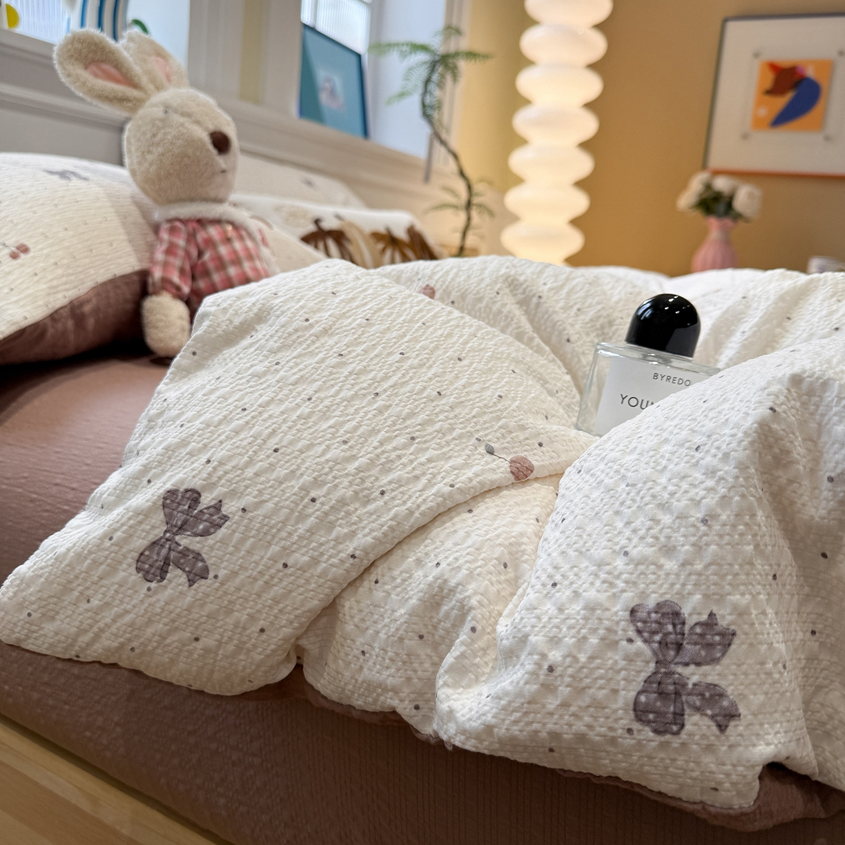 91家纺网 家纺一手货源 找家纺 水墨江南 2026直播热款泡芙棉双层纱四件套 蝴蝶结果果