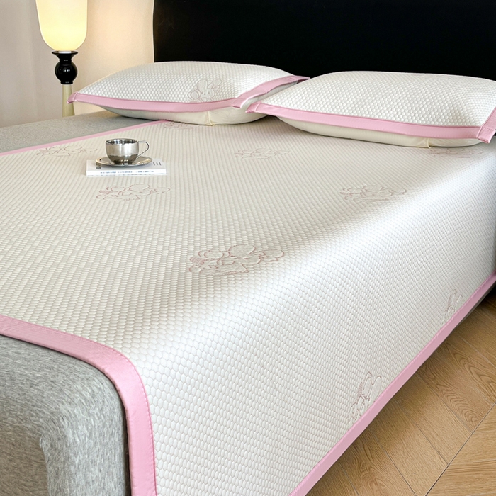 91家纺网 家纺一手货源 找家纺 （总）摩妮卡 2026新款凉感提花冰豆豆复合凉席床席冰丝席三件套