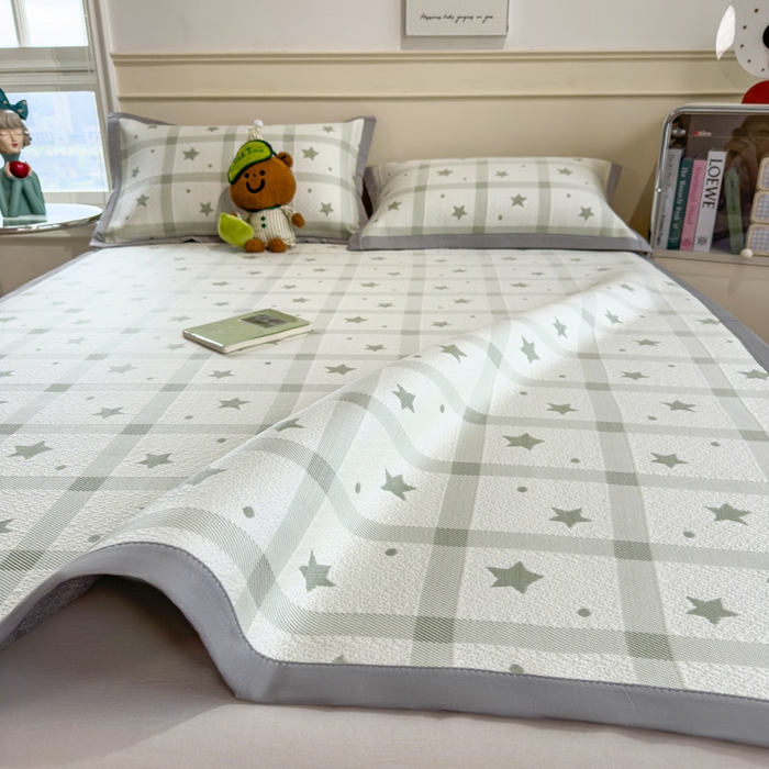 91家纺网 家纺一手货源 找家纺 摩妮卡 2026新款凉感提花冰豆豆复合凉席床席冰丝席三件套 星星点点-绿