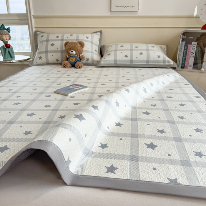 91家纺网 家纺一手货源 找家纺 摩妮卡 2026新款凉感提花冰豆豆复合凉席床席冰丝席三件套 星星点点-灰