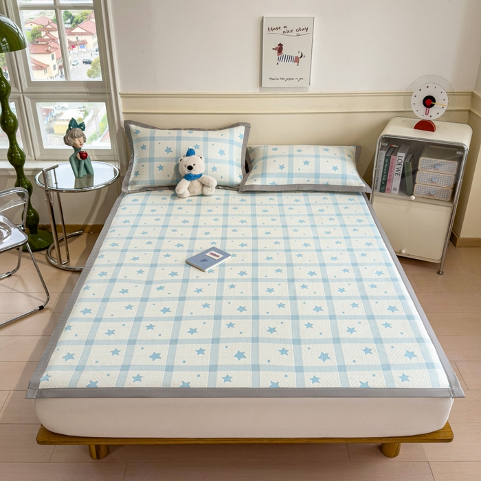 91家纺网 家纺一手货源 找家纺 摩妮卡 2026新款凉感提花冰豆豆复合凉席床席冰丝席三件套 星星点点-蓝