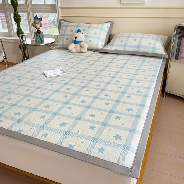 91家纺网 家纺一手货源 找家纺 摩妮卡 2026新款凉感提花冰豆豆复合凉席床席冰丝席三件套 星星点点-蓝