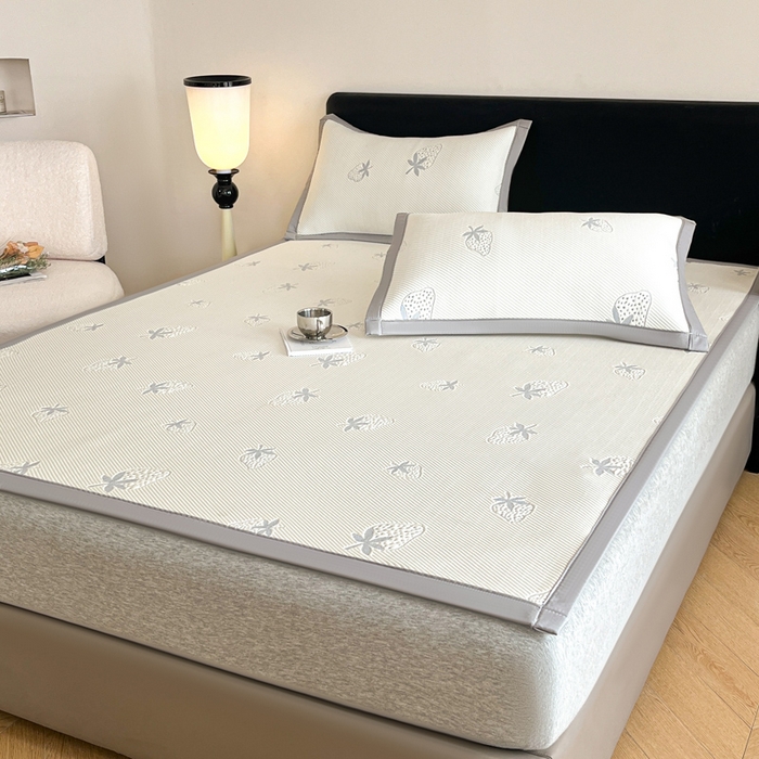 91家纺网 家纺一手货源 找家纺 摩妮卡 2026新款凉感提花冰豆豆复合凉席床席冰丝席三件套 冰豆豆-草莓