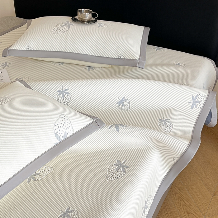 91家纺网 家纺一手货源 找家纺 摩妮卡 2026新款凉感提花冰豆豆复合凉席床席冰丝席三件套 冰豆豆-草莓