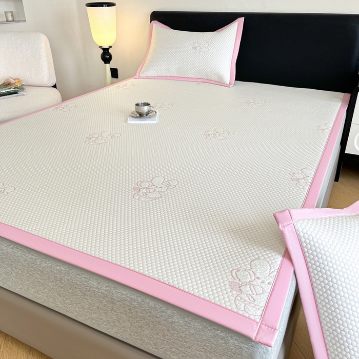 91家纺网 家纺一手货源 找家纺 摩妮卡 2026新款凉感提花冰豆豆复合凉席床席冰丝席三件套 冰豆豆-萌兔兔