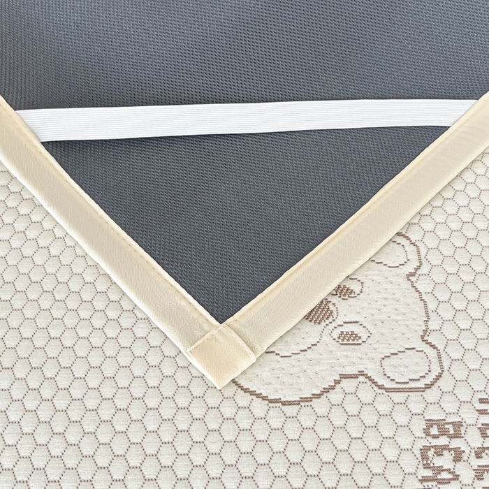 91家纺网 家纺一手货源 找家纺 摩妮卡 2026新款凉感提花冰豆豆复合凉席床席冰丝席三件套 冰豆豆-宝贝熊