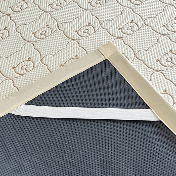 91家纺网 家纺一手货源 找家纺 摩妮卡 2026新款凉感提花冰豆豆复合凉席床席冰丝席三件套 冰豆豆-冰暴熊