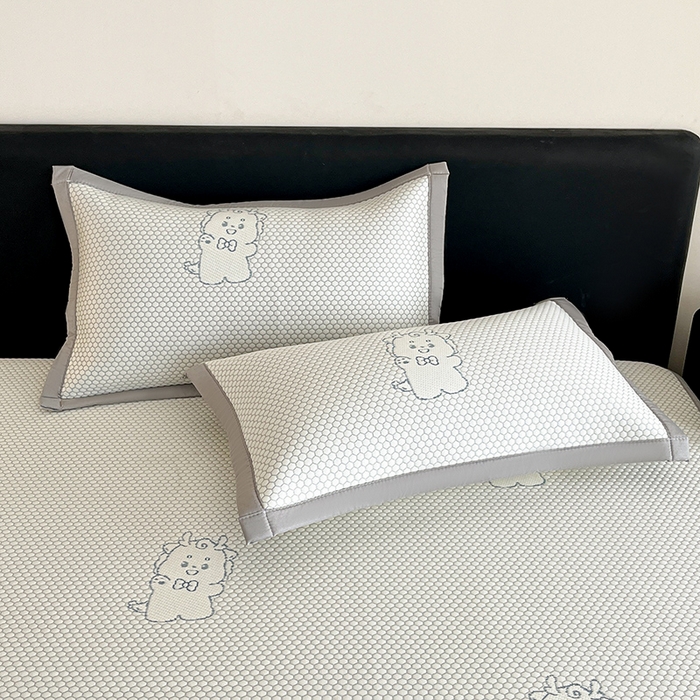 91家纺网 家纺一手货源 找家纺 摩妮卡 2026新款PE中分子凉感冰豆豆凉席三件套床笠三件套 冰豆豆-幸运龙