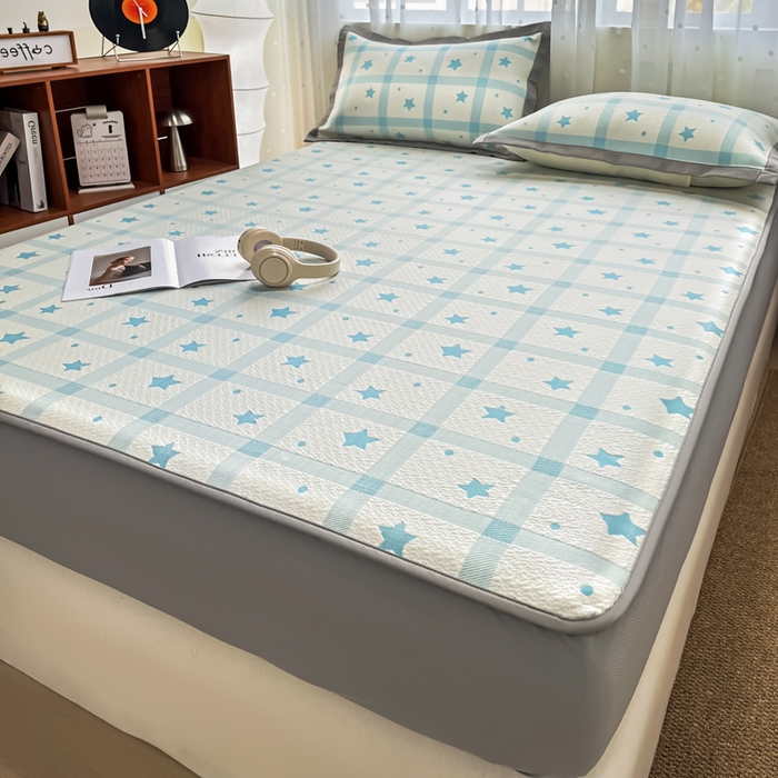 91家纺网 家纺一手货源 找家纺 摩妮卡 2026新款PE中分子凉感冰豆豆凉席三件套床笠三件套 心心相印-蓝