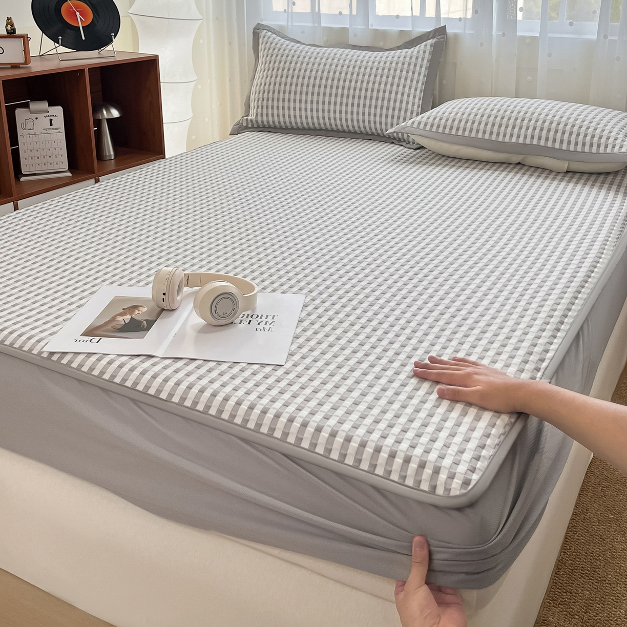 91家纺网 家纺一手货源 找家纺 （总）摩妮卡 2026新款豆豆凉席PE高分子凉感床笠软席冰丝席三件套