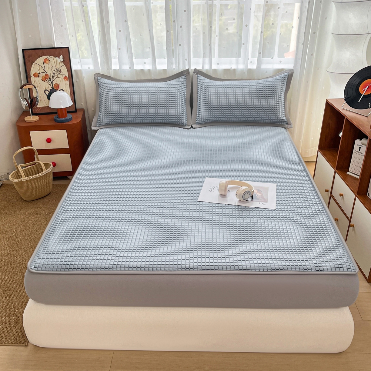 91家纺网 家纺一手货源 找家纺 摩妮卡 2026新款豆豆凉席PE高分子凉感床笠软席冰丝席三件套 几何花境-蓝