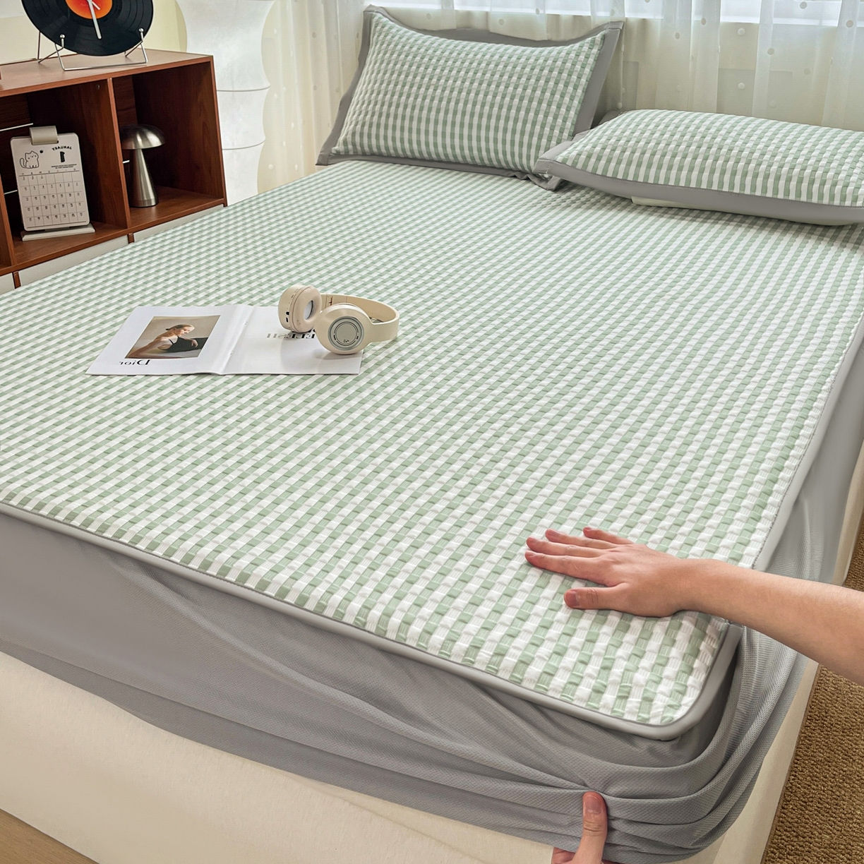 摩妮卡 2026新款豆豆凉席PE高分子凉感床笠软席冰丝席三件套 色彩格-绿