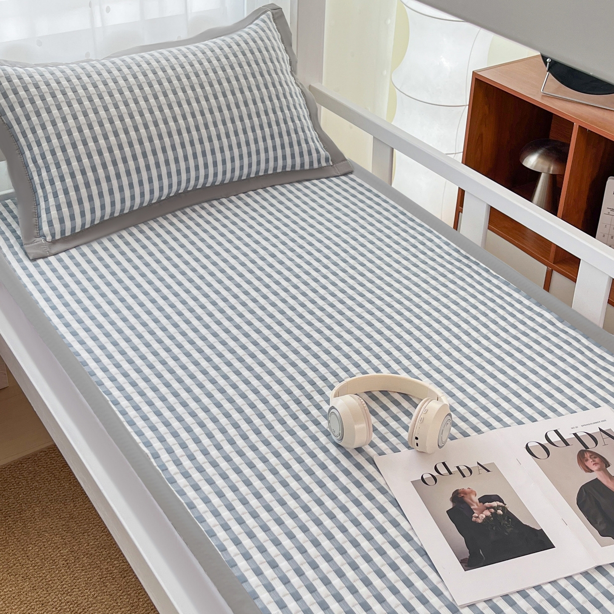 91家纺网 家纺一手货源 找家纺 （总）摩妮卡 2026新款豆豆冰丝席PE高分子凉感学生床软席凉席上下铺三件套