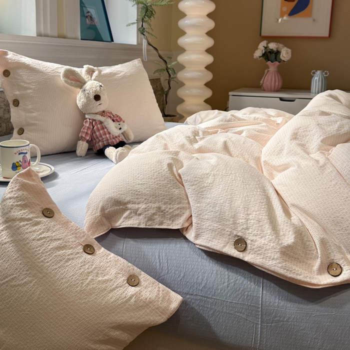 91家纺网 家纺一手货源 找家纺 水墨江南 2026新款无印风水洗提花纽扣款四件套 蜜粉条-蓝