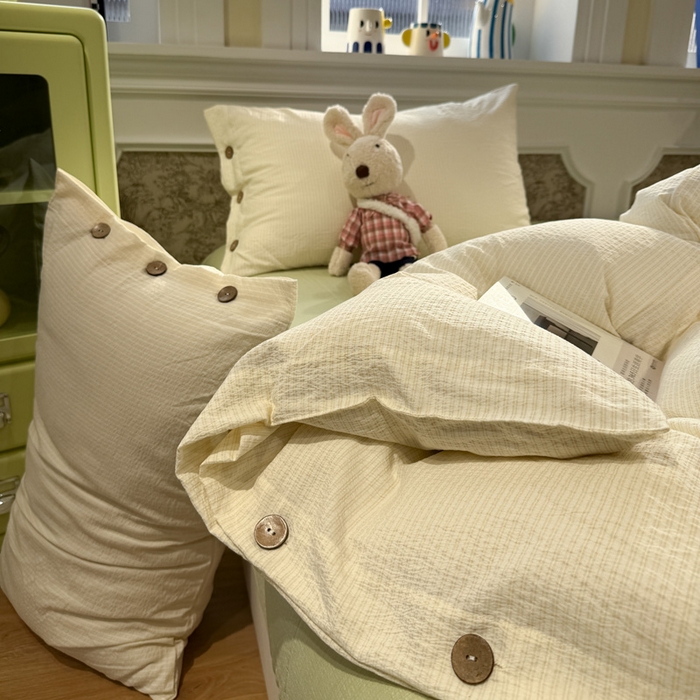 91家纺网 家纺一手货源 找家纺 水墨江南 2026新款无印风水洗提花纽扣款四件套 柠檬细条