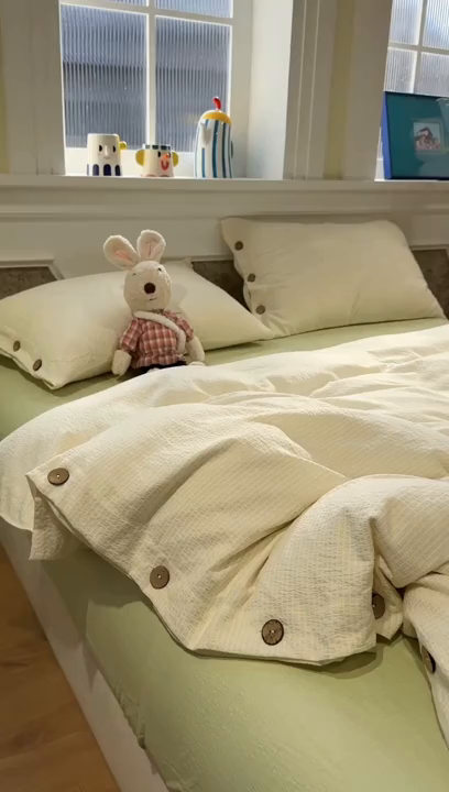 91家纺网 家纺一手货源 找家纺 水墨江南 2026新款无印风水洗提花纽扣款四件套 柠檬细条